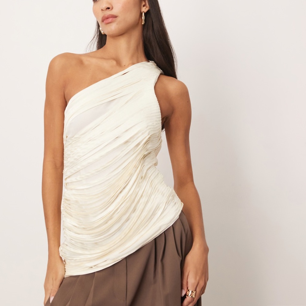 ARRANGE draped fringe one shoulder top in winter white